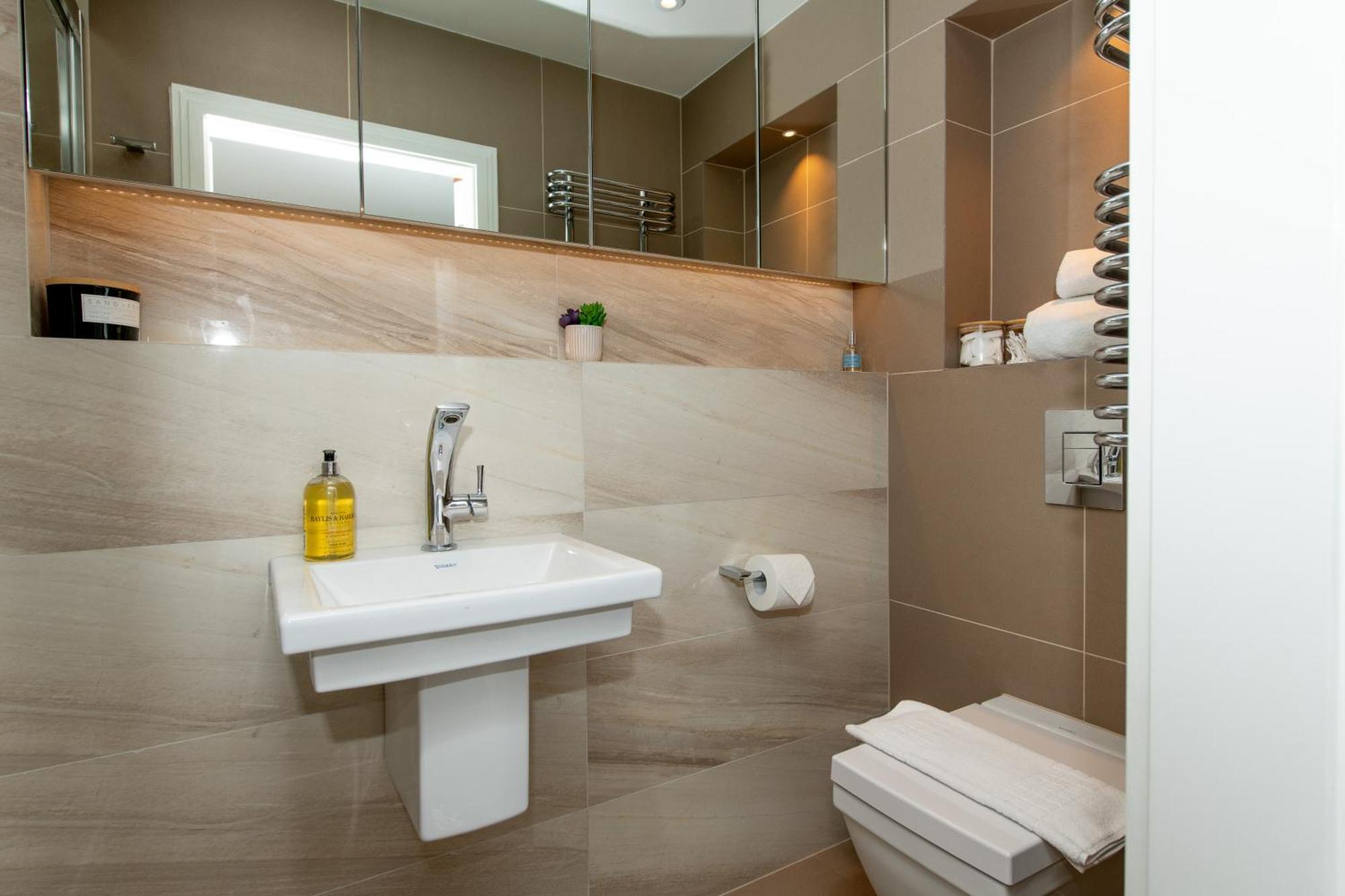 Stylish Apartment With Bbq Kensington Лондон Экстерьер фото